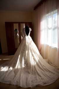 Красиве весільне   плаття « Dinara»
