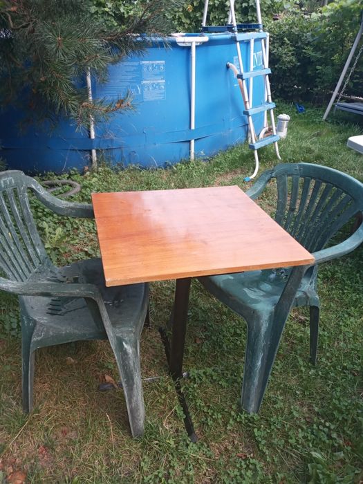 Столик на дачу  або квартиру