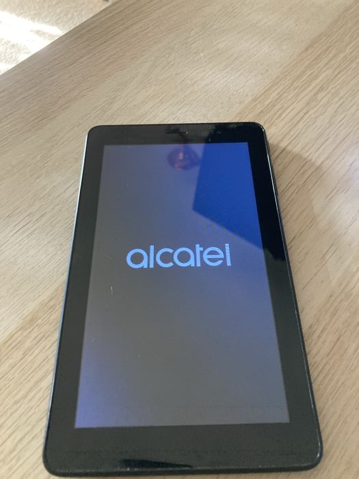 Tablet Alcatel + Capa Infantil