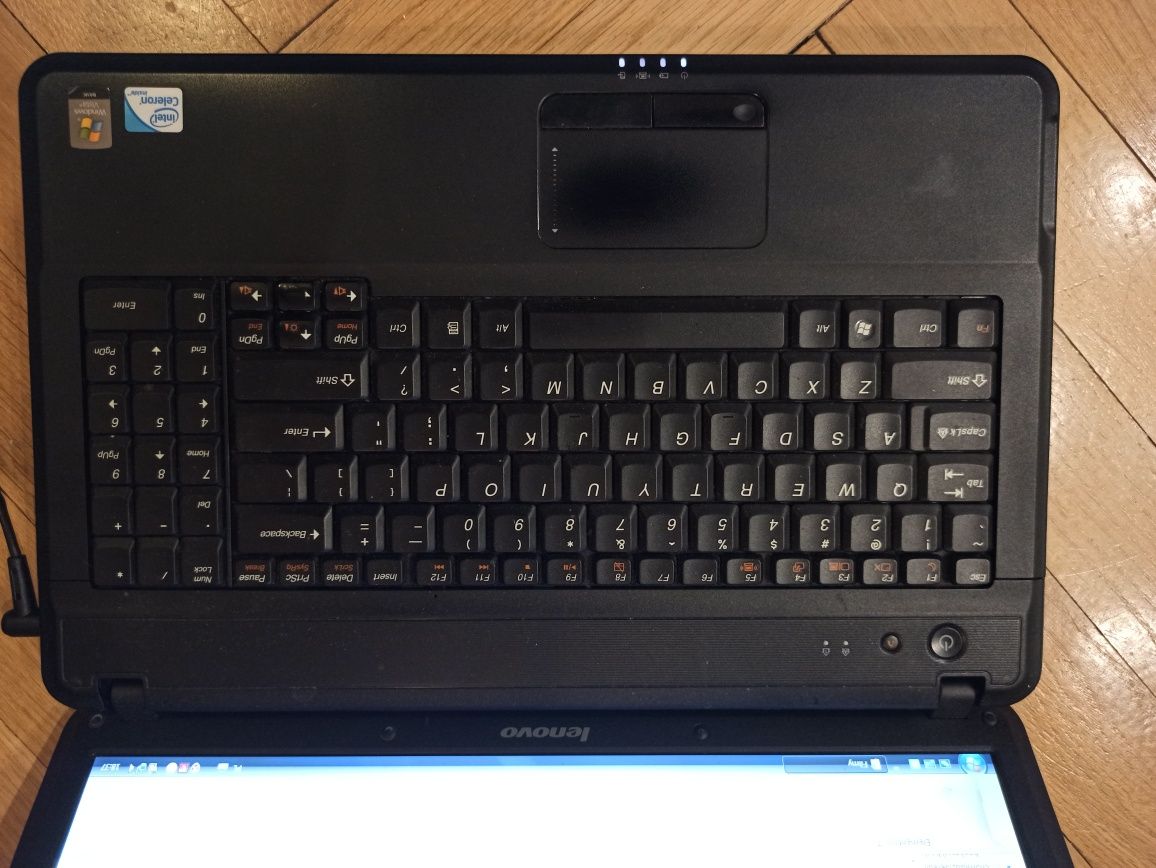 Laptop Lenovo G550 15,6 cala 2GB RAM tanio