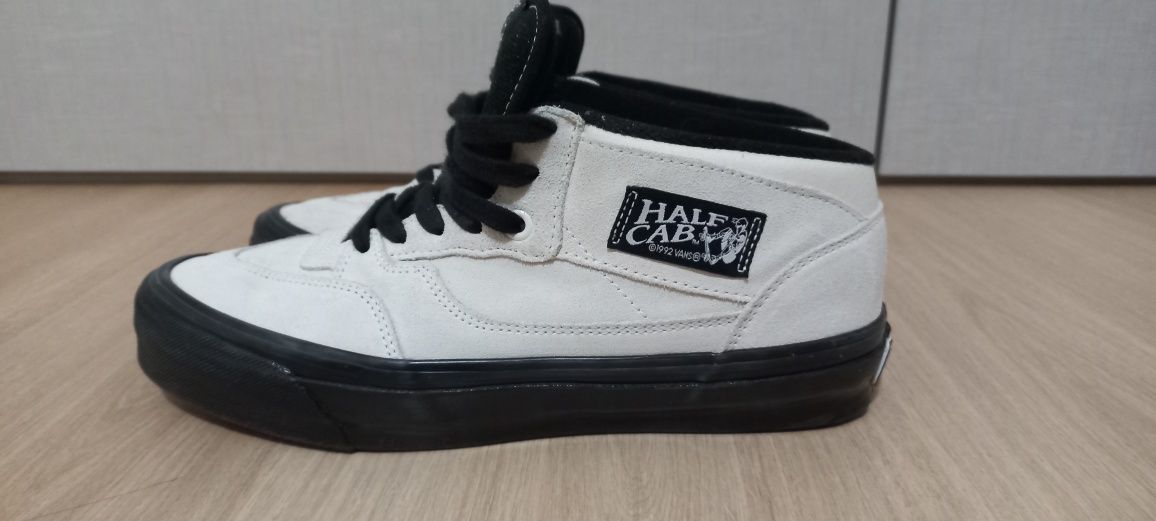 Vendo tênis Vans Premium Half Cab como novos