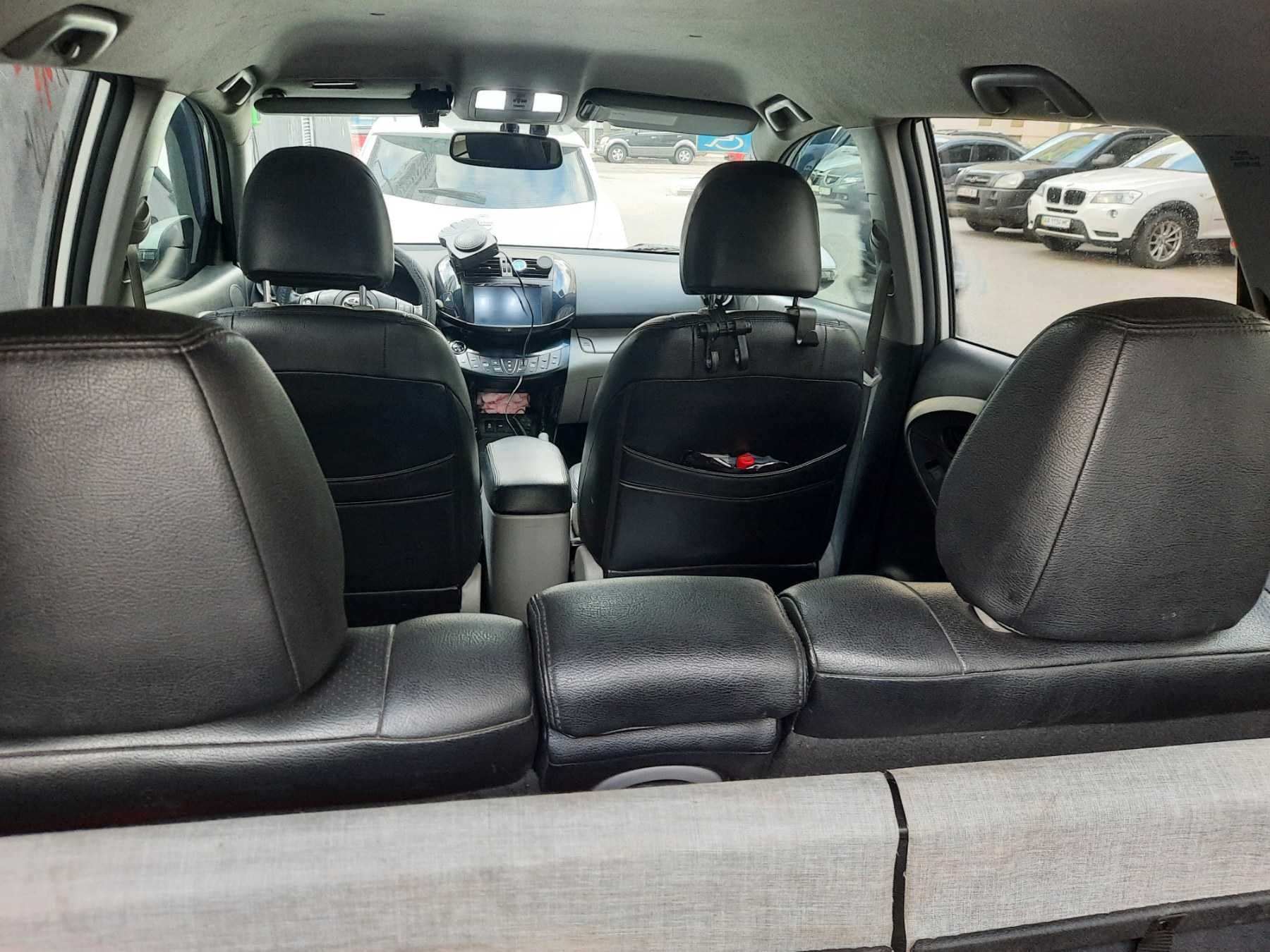Toyota RAV4 EV  тойота рав4 электро 2014  срочная продажа