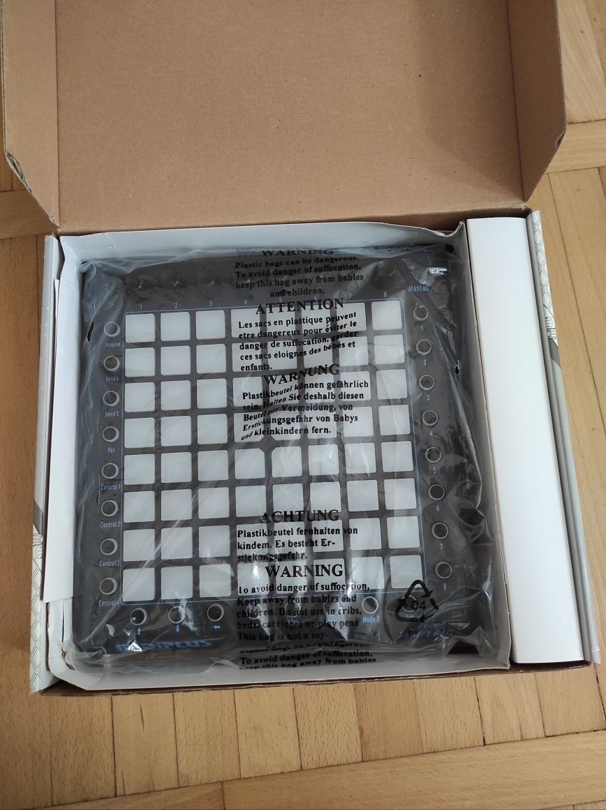 Midiplus Smardpad S + Cubase LE kontroler z 64 padami nowy na gwarancj