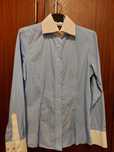 Camisa feminina da Sacoor riscas azuis e brancas