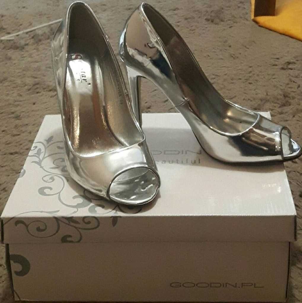 szpilki peep toe srebrne metalic błyszczące 39,25 cm