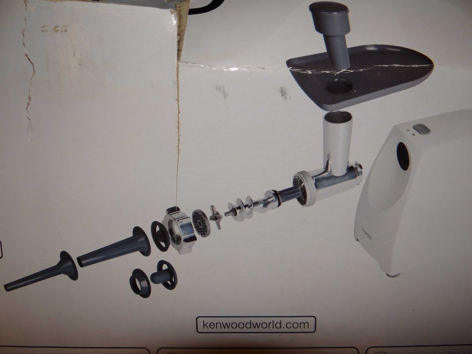 насадки  и толкатель к электромясорубке Kenwood MG35