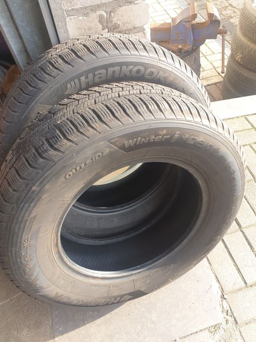 215/70/16 hankook Winter i cept Evo 2 suv