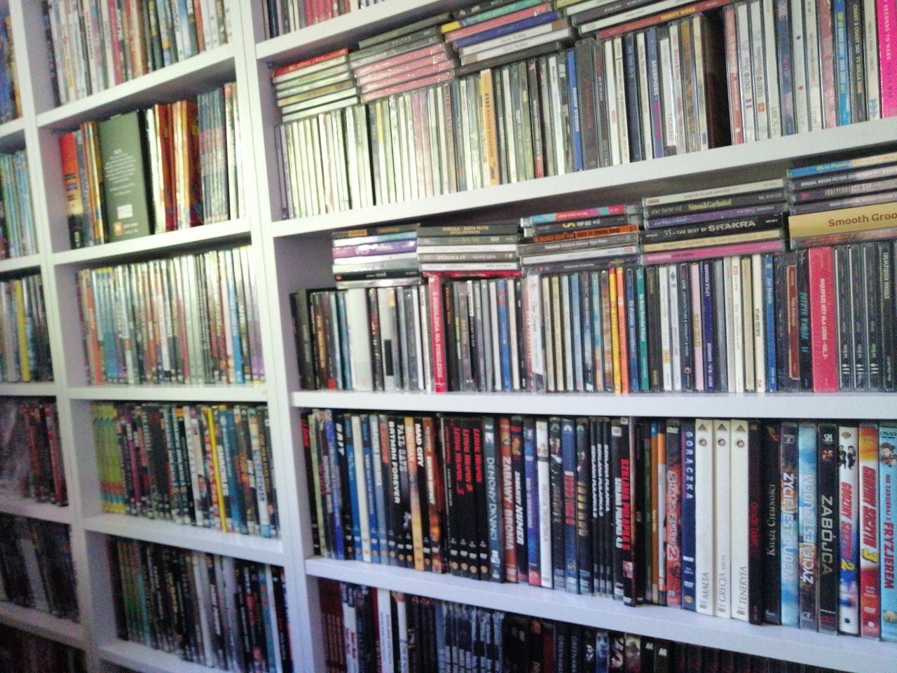 KUPIĘ płyty muzyczne CD, filmy blu ray, dvd, muzyczne plyty cd