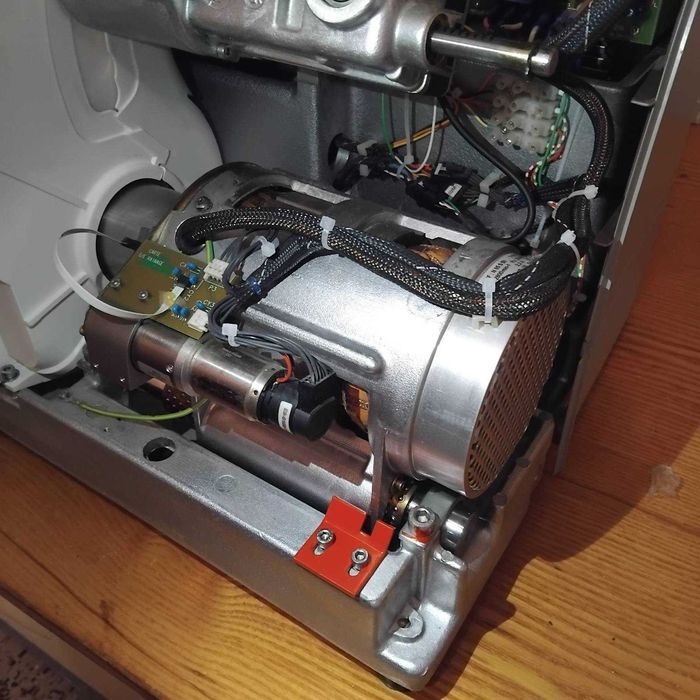 Продам станок для линз Essilor N95