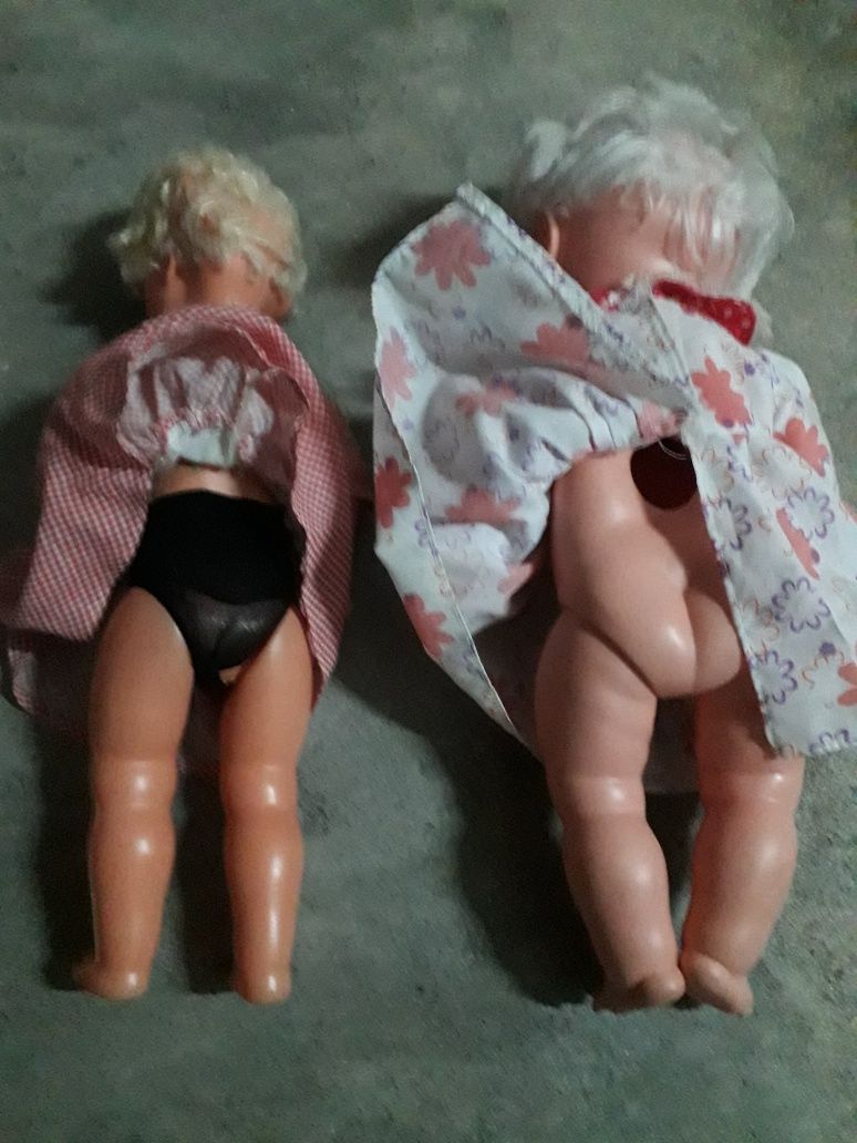 Bonecas variadas