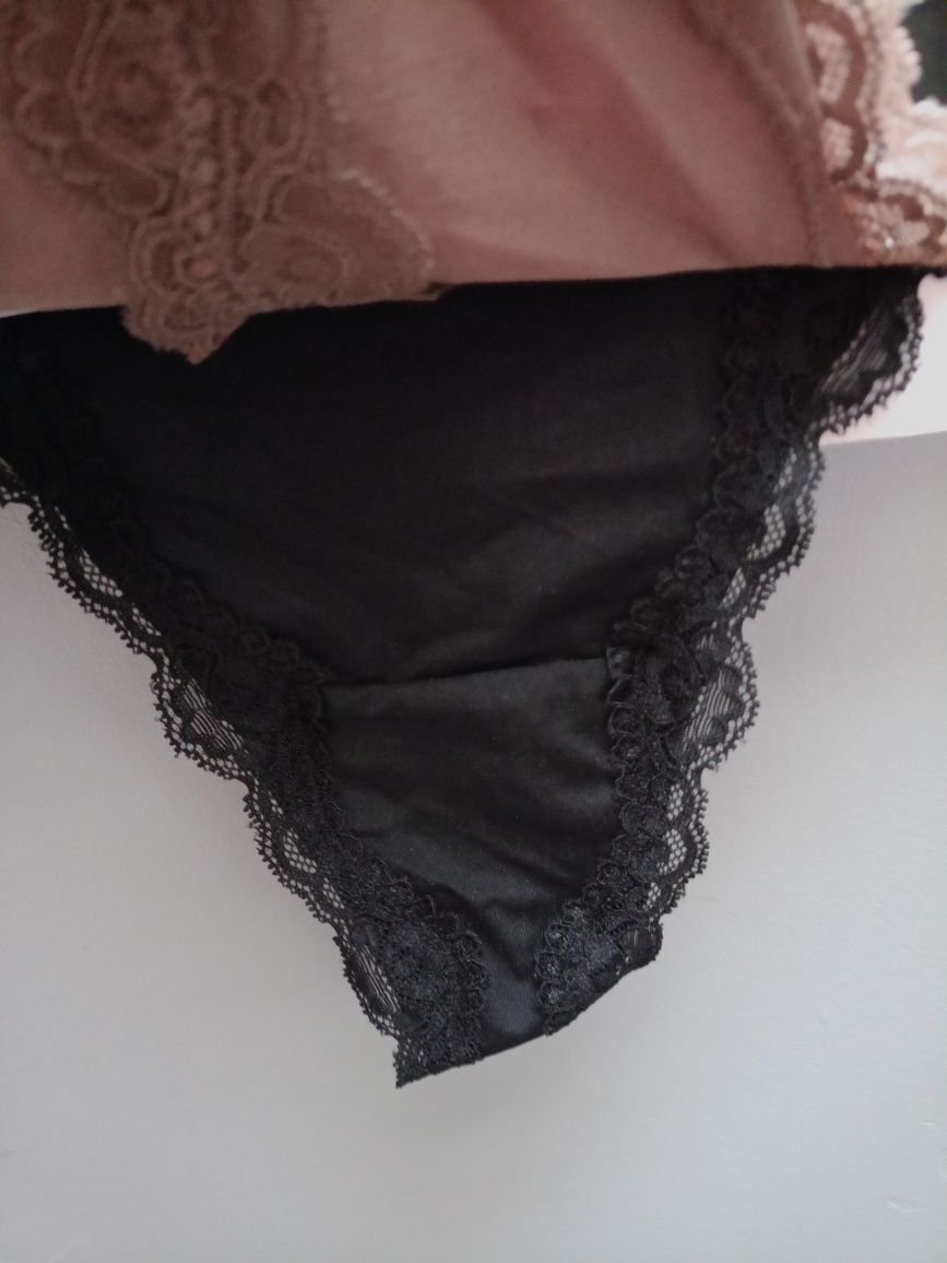 Sexsowne stringi 3 pack nowe Censored roz XL