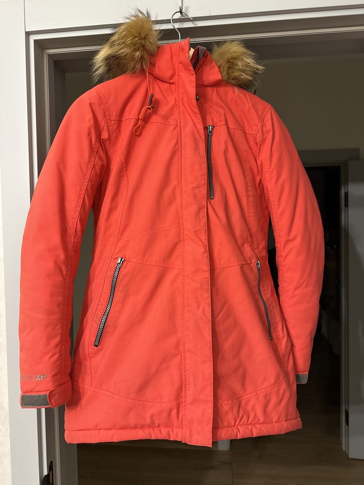 Куртка жіноча лижна/зимова