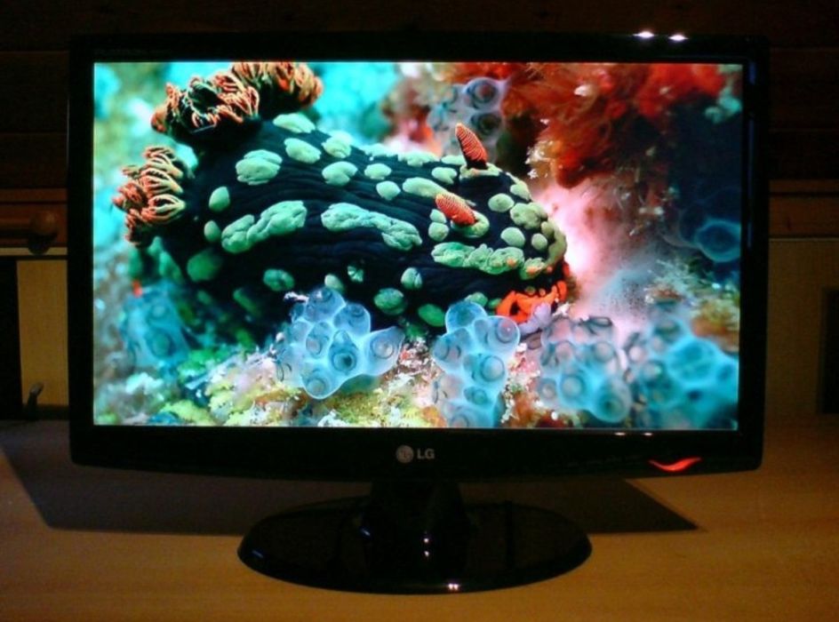 Монитор "LG Flatron W2243S Black"‼️