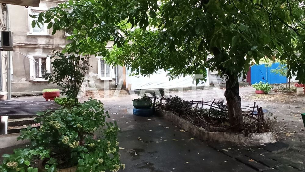 Квартира на ул. Средней почти центр