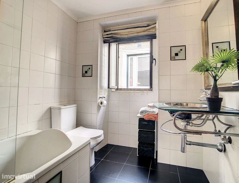 Apartamento T1 - Centro Histórico Nazaré - 50m da Praia
