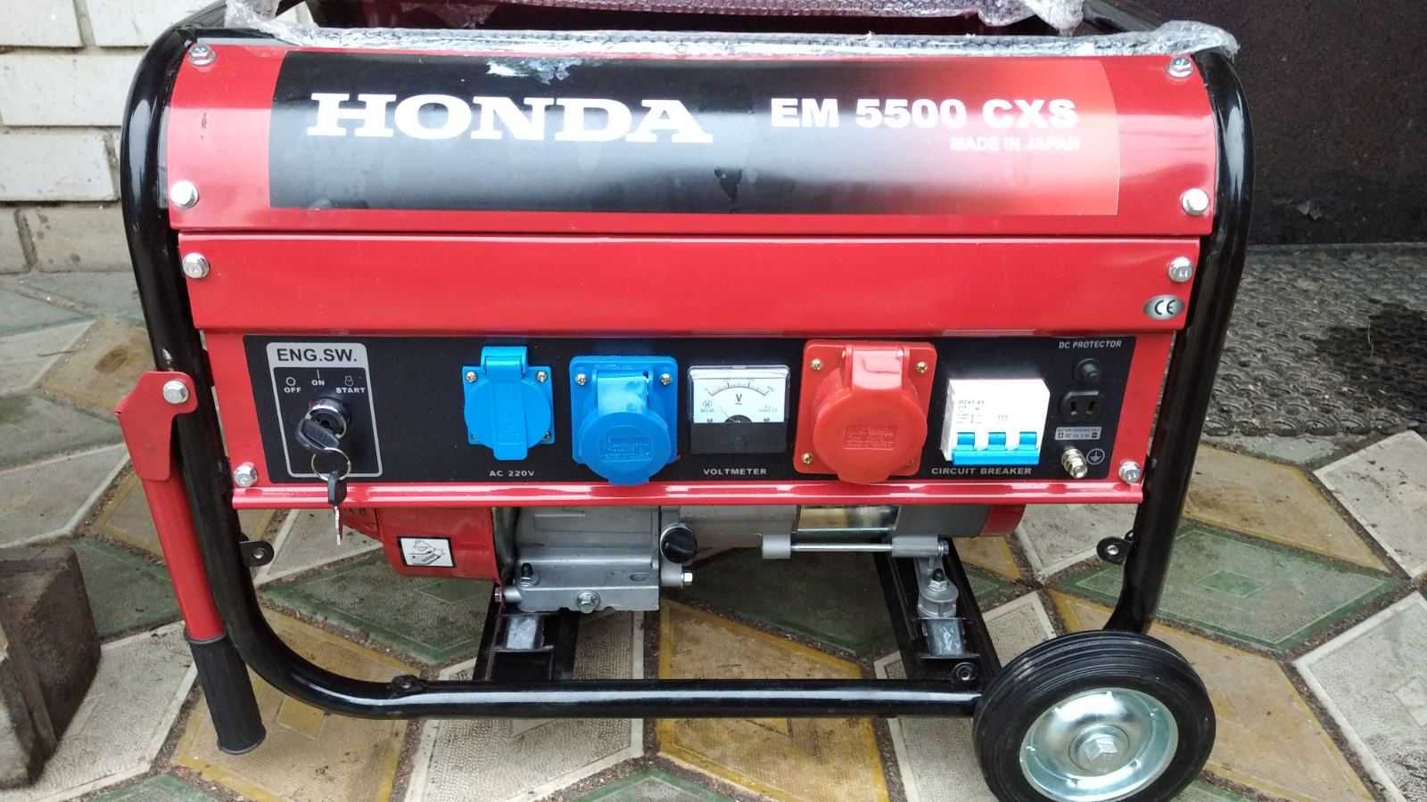 Продам новый генератор Honda EM 5500CXS с полным баком бензина и масла