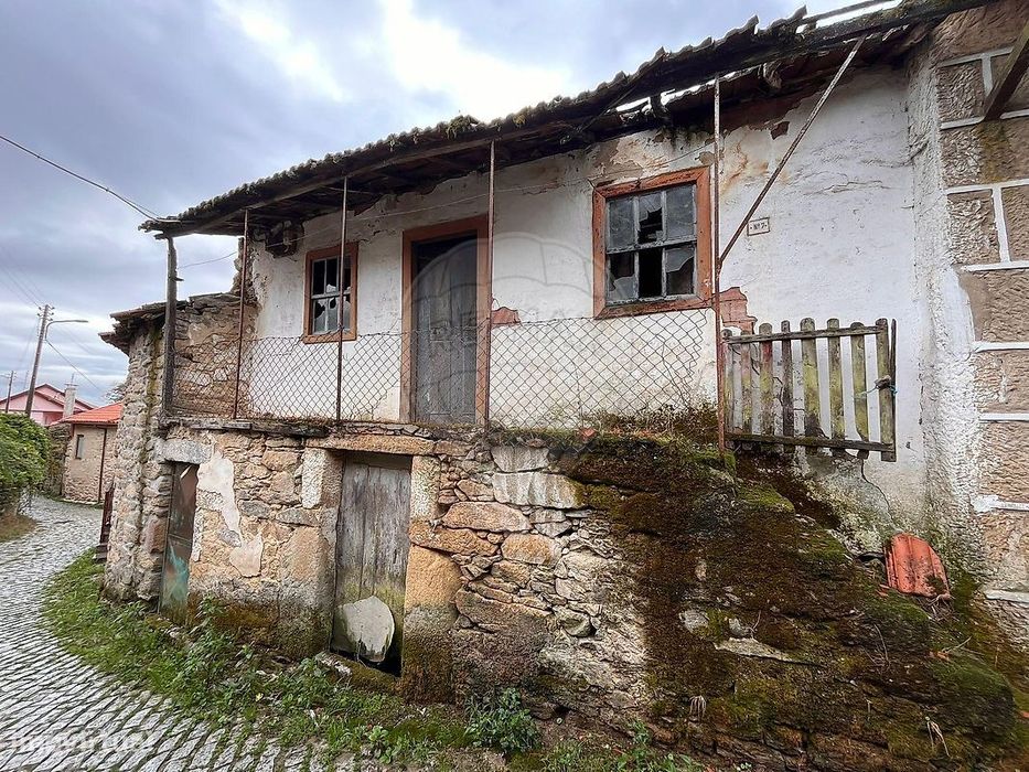 Moradia T2 para venda