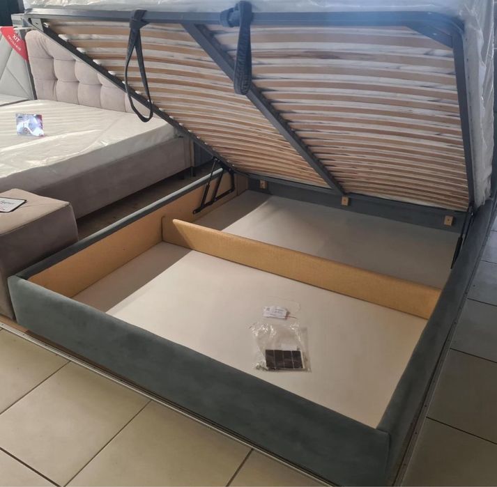 Ліжко Кровать двохспальне мʼяке, з ящиком для білизни