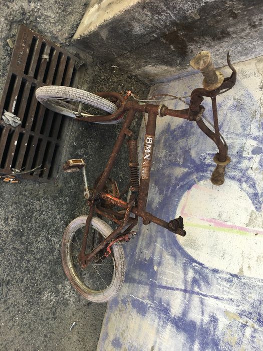 4 bicicletas  antigas