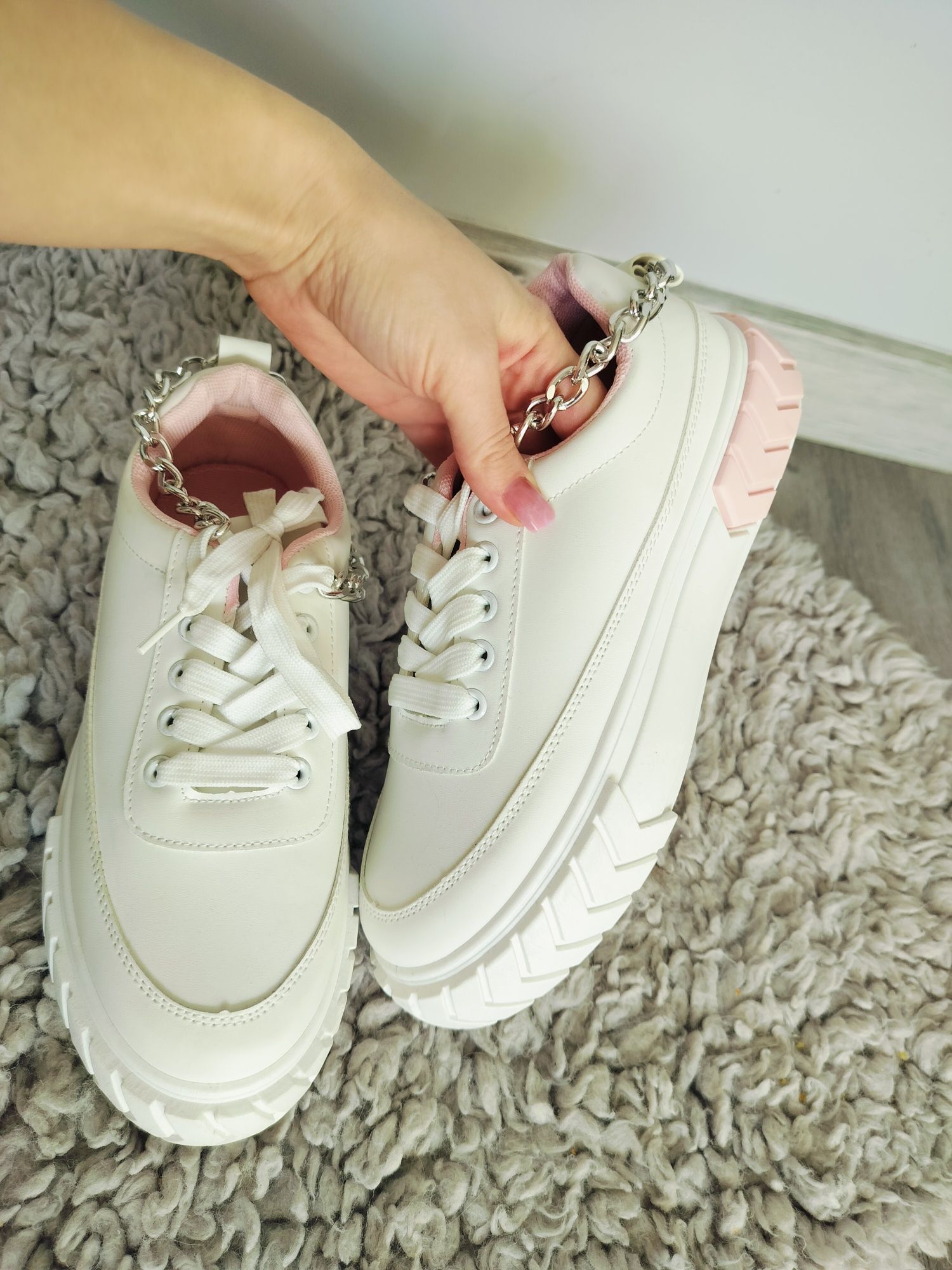 Nowe białe trampki buty 38 butik