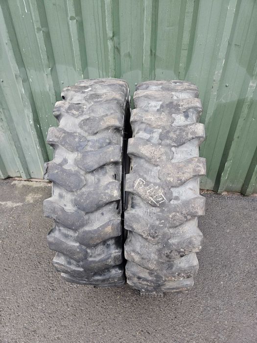 Opona Opony Para MITAS 10.00 10,00 - R 20 SOLIDEAL DUNLOP 10.00-20