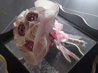 Bouquet Artesanal Contemporâneo – Elegância que Dura para Sempre