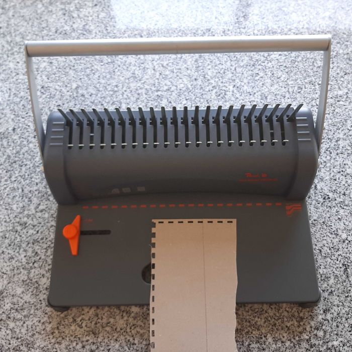 Máquina de Encadernar Peach PB200-21