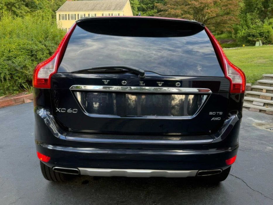 Volvo XC60 T6      2016