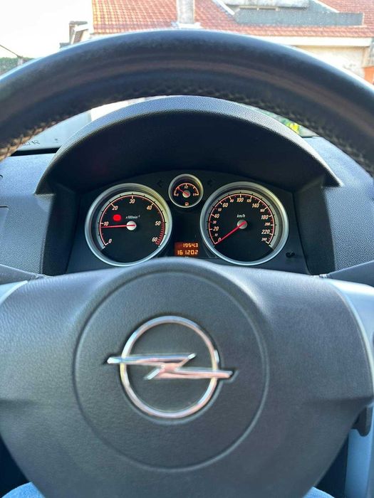 Opel astra 1.7 125cv gtc