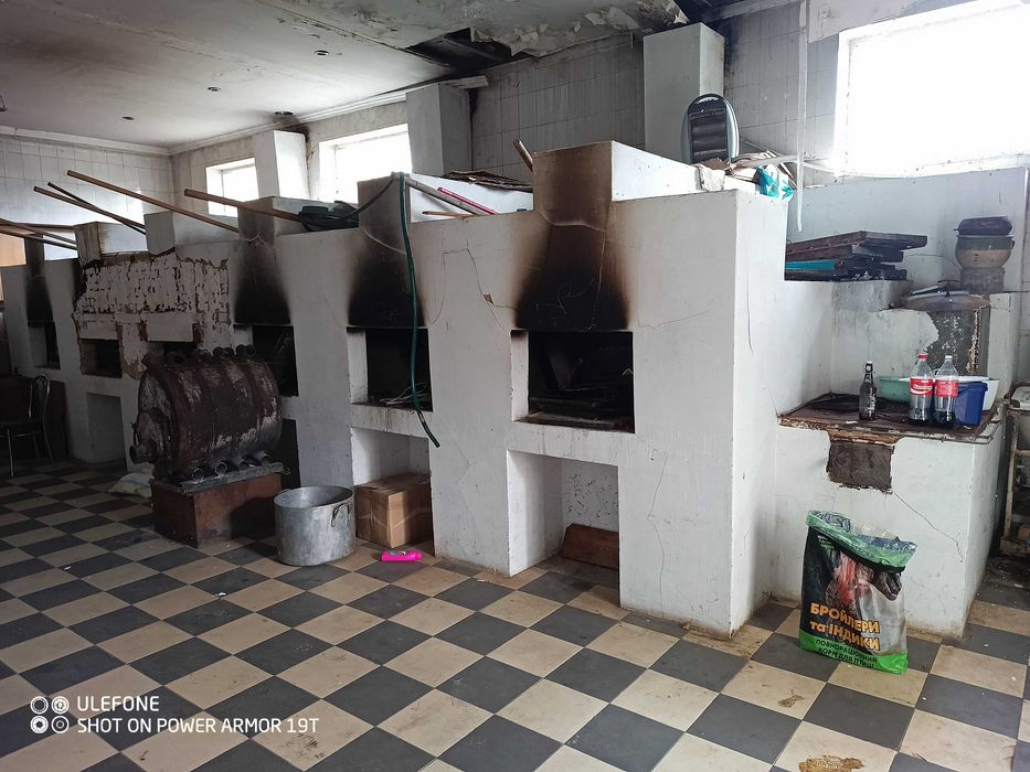 Виробничі приміщення, готель, ресторан, склад