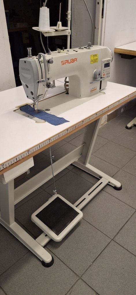 Stębnówka SIRUBA DL 7200- automat, servo 230.