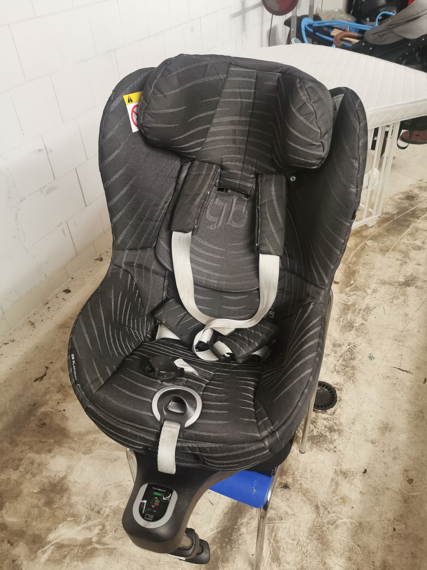 Fotelik Britax Romer Dualfix M i-Size obrotowy