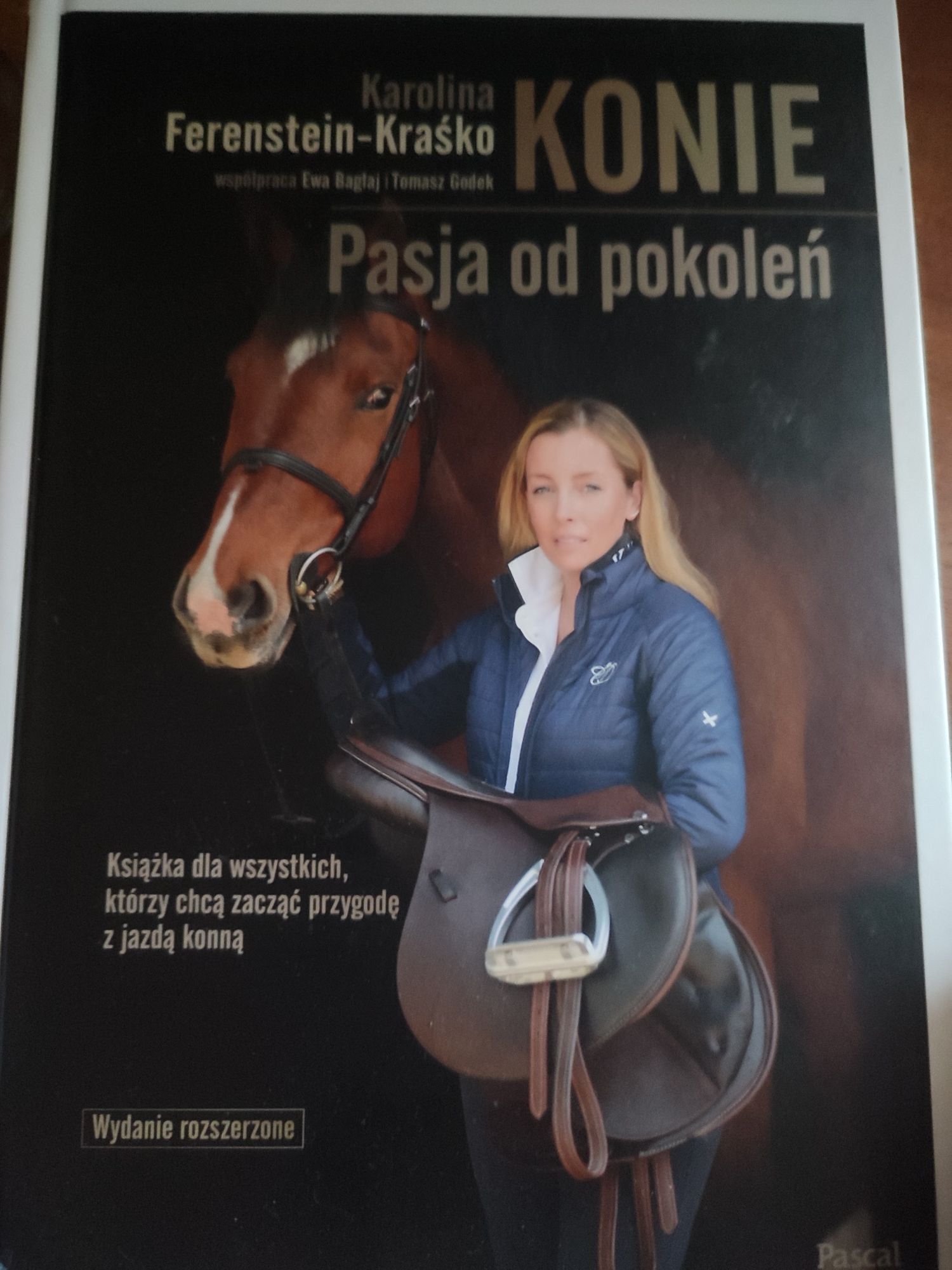 Sprzedam książkę konie pasja od pokoleń Karolina ferenstein-kraśko