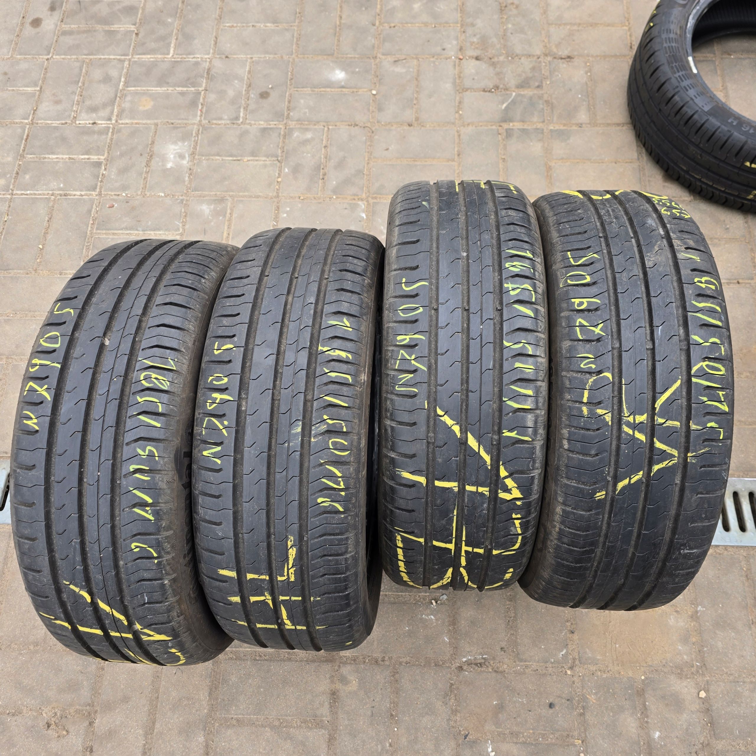 Continental Contiecocontact 5 185/50R16 81H 21R 4X