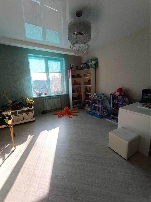 Продам 2-х этажный дом на Черемушках. Ремонт.