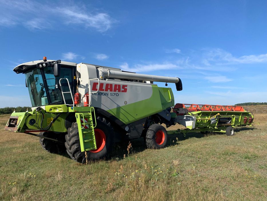 комбайн Claas Lexion 570