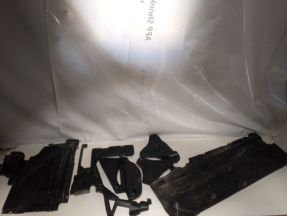 Osłony podwozia BMW F46 Seria2 rok 2018r