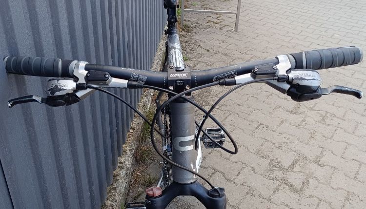 Cube LTD 3 рама M, 26” гідравліка велосипед обмен