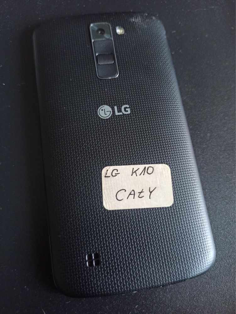 Телефон LG K10