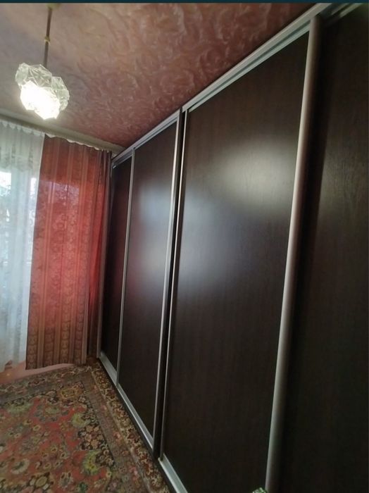 Продам 3к квартиру з меблями і технікою в Броварах
