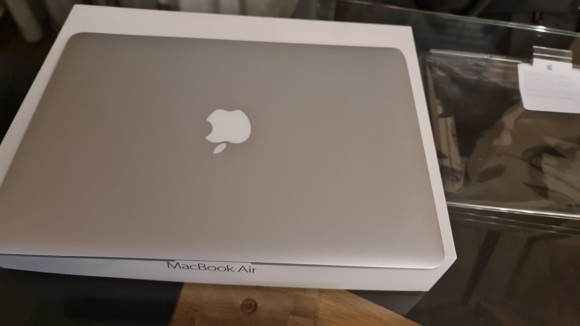 Apple Macbook Air 128 GB  13" i5 2017