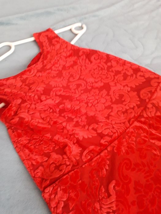 Świąteczna sukienka dla dziewczynki