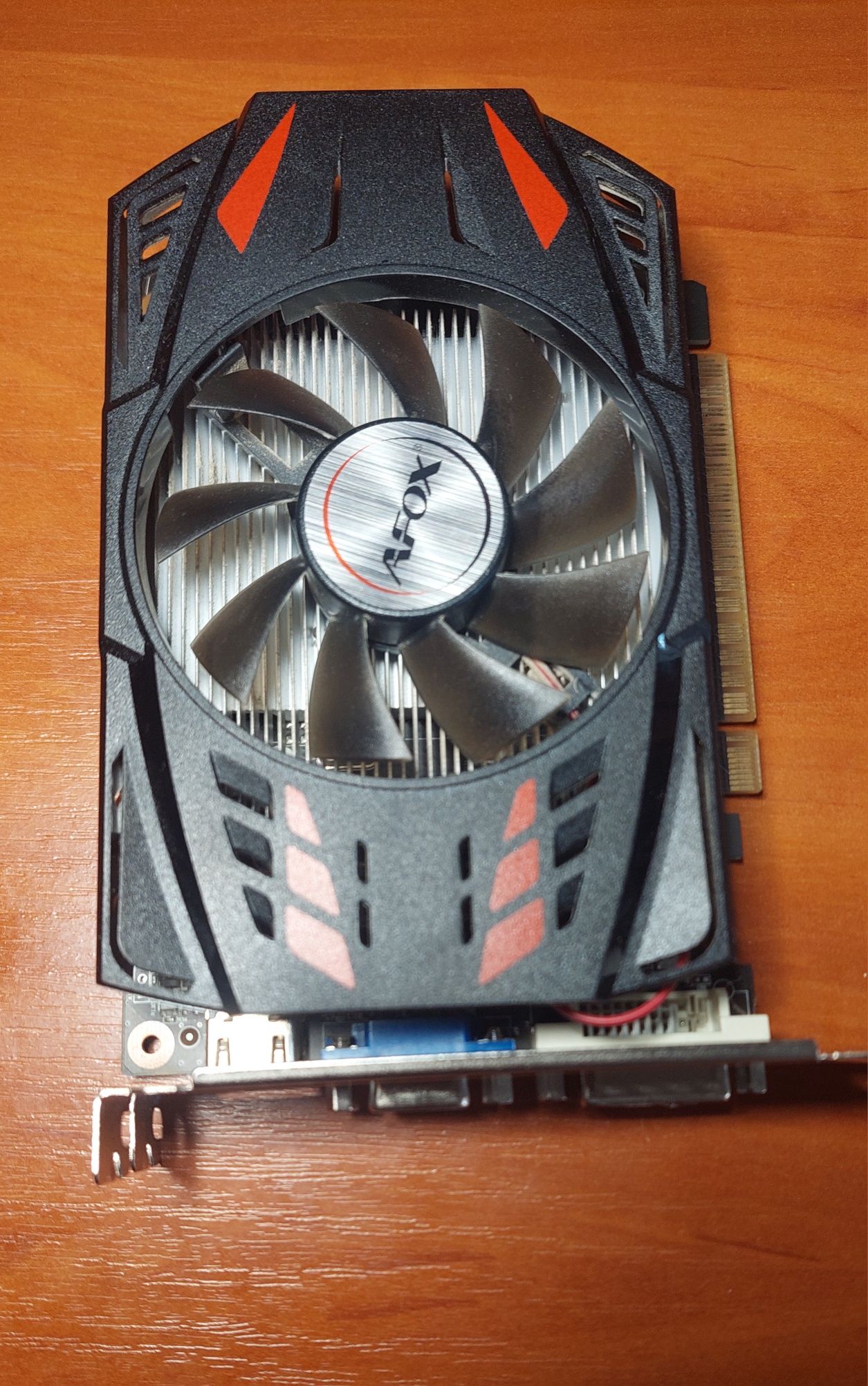 GTX 750 TI 2gb пам'яті