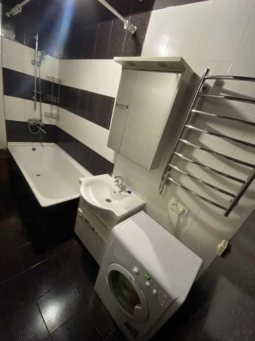 Продам 3х комнатную квартиру. Салтовка. Метро Академика Павлова.