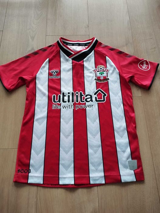 Oryginalna chłopięca koszulka piłkarska Hummel, Southampton, rozm. 152