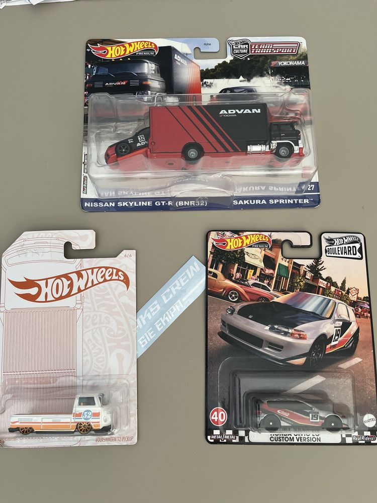 Hot wheels premium