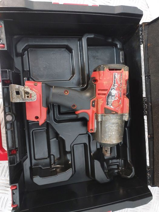 Гайковерт MILWAUKEE M18 Onefhiwf34