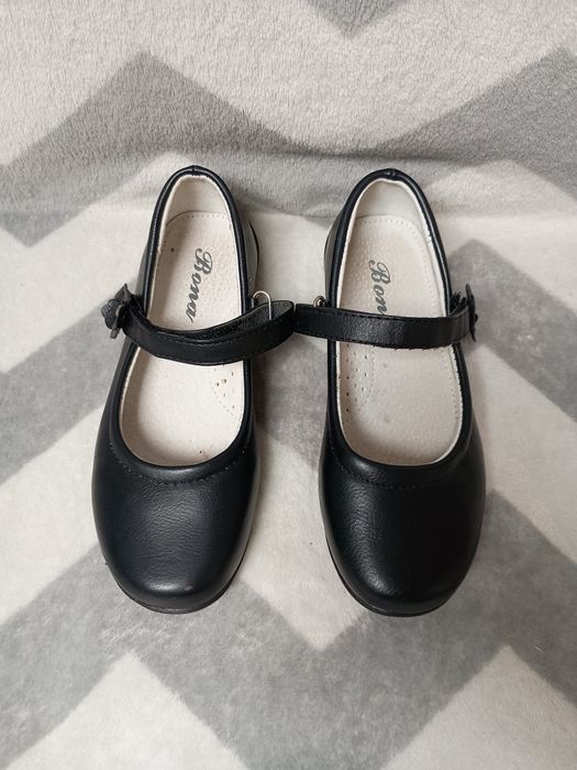 Buty dziewczęce r. 31 czarne balerinki