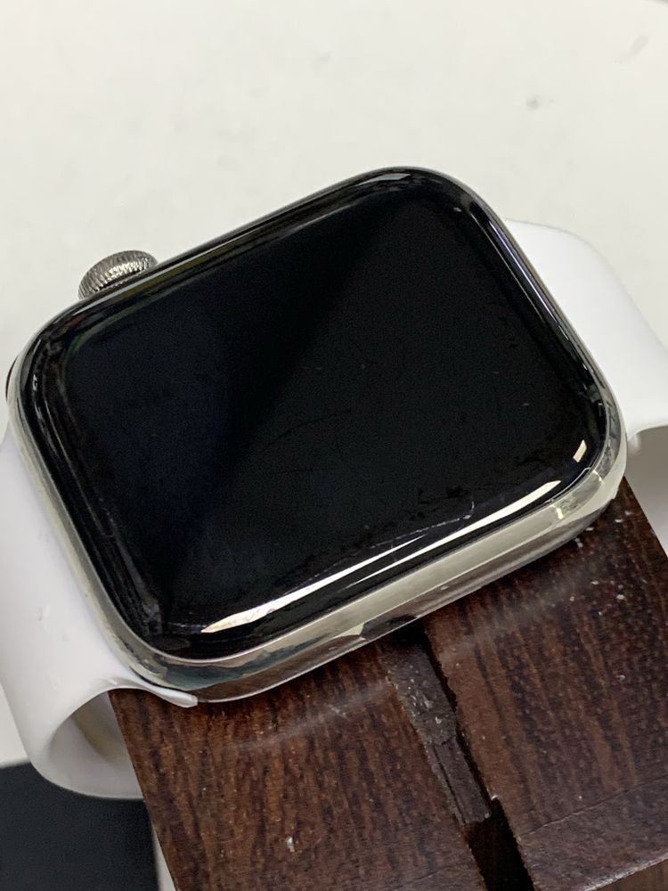 Оригінальні apple watch series 7 45 stainless steel