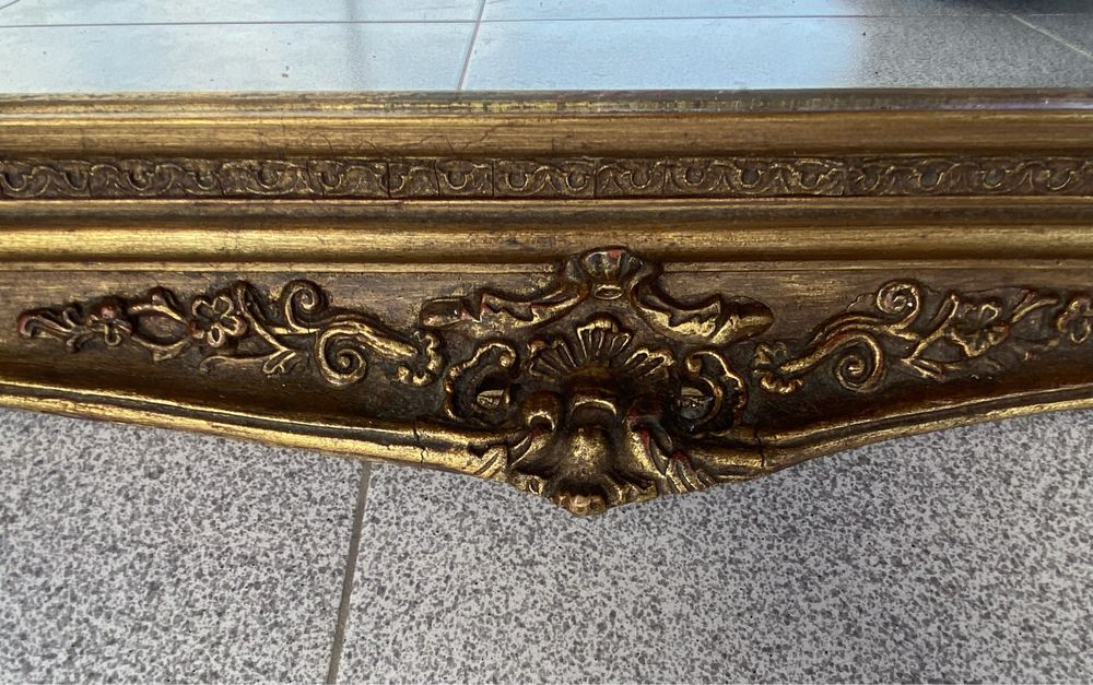 Espelho antigo em talha dourado vintage